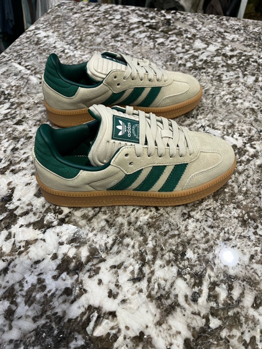 Size 5Y / 6W adidas Samba XLG Putty Grey / Collegiate Green / Gum JQ9886 - Picture 6 of 7